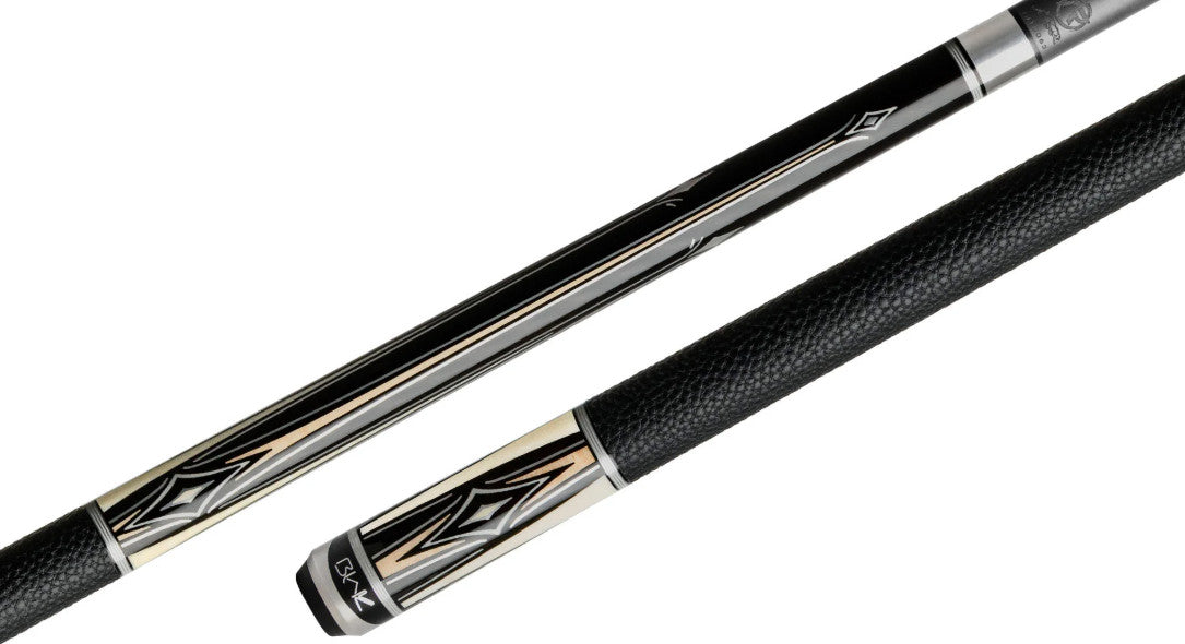 Predator Blak5 4 Pool Cue with Case, Joint Protectors, Choice of Shaft