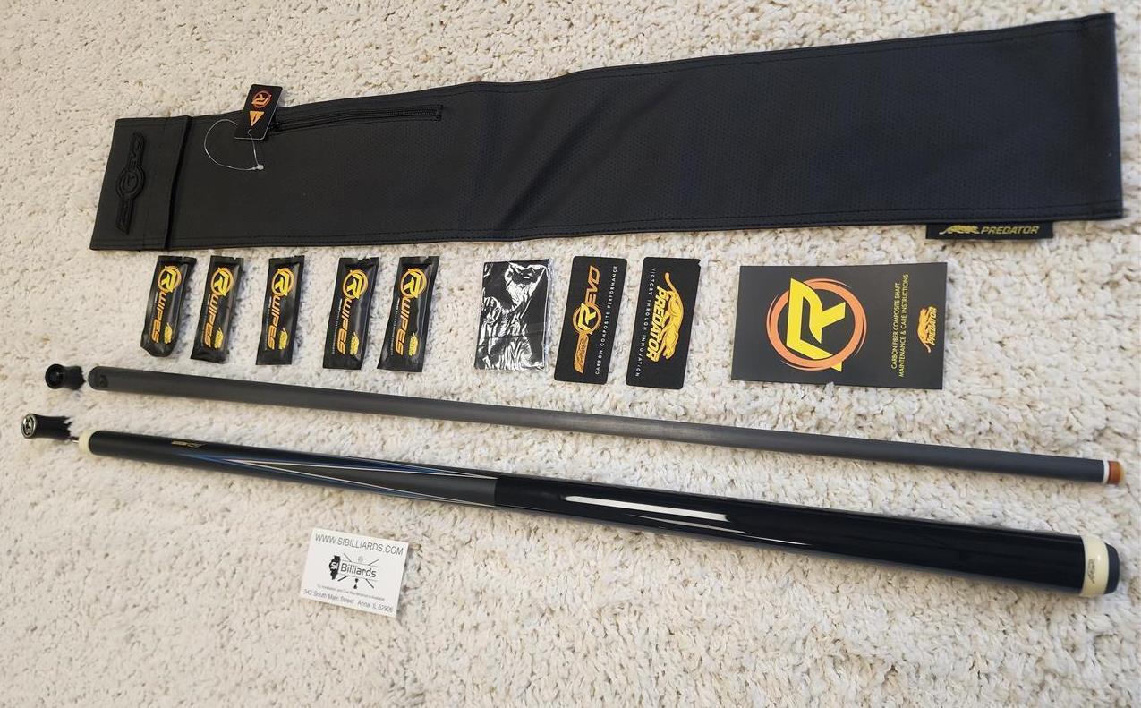 Predator 4 Point Sneaky Pete Black/Blue Points No Wrap Cue With Revo 11.8 New!!!