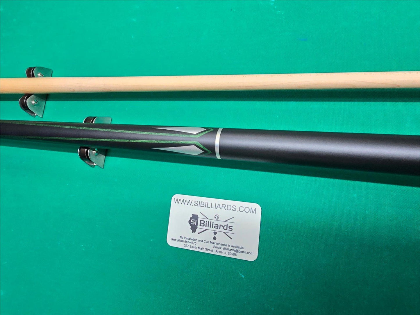 KODA KD47GN Pool Cue – Matte Black Green/Silver Graphics 3/8x10 Maple Shaft 20oz