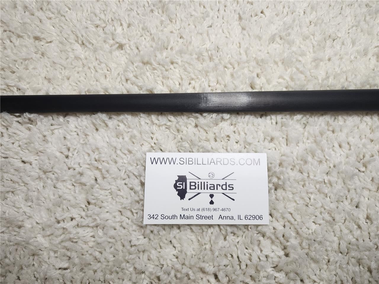 Predator Revo 12.4mm White Vault Plate Carbon Fiber Pool Shaft- Uni-Loc - 12.4mm