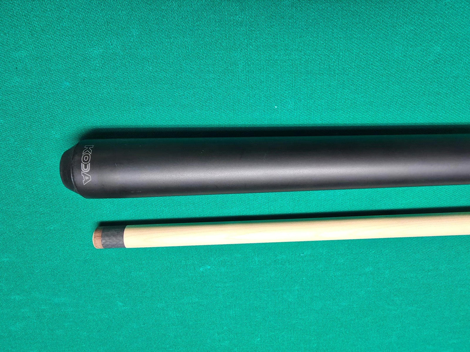 Koda KDHHWH Heavy Hitter Break/Jump Cue - Black/Blue 13.5mm Shaft Phenolic Tip