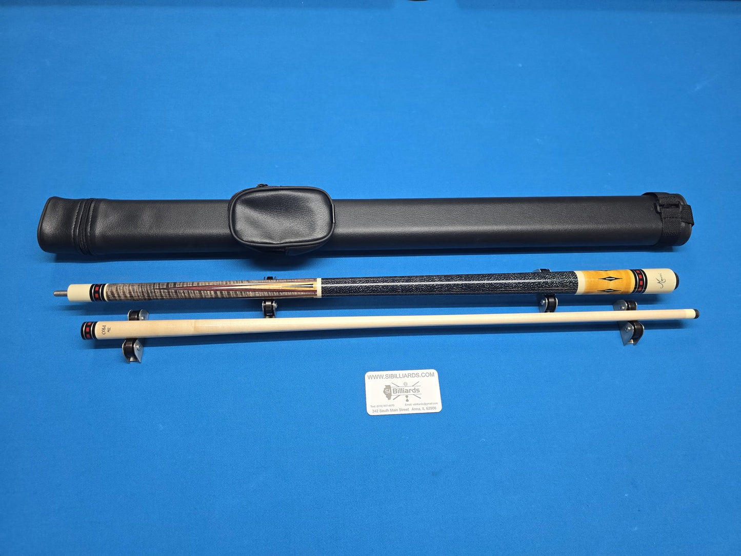 Meucci Mike Massey 3 Pool Cue with Case, Birdseye Maple & Low Deflection