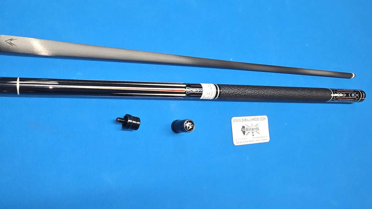 Valhalla VC04 Pool Cue with 12.5mm Carbon Fiber Shaft, 19oz Cue