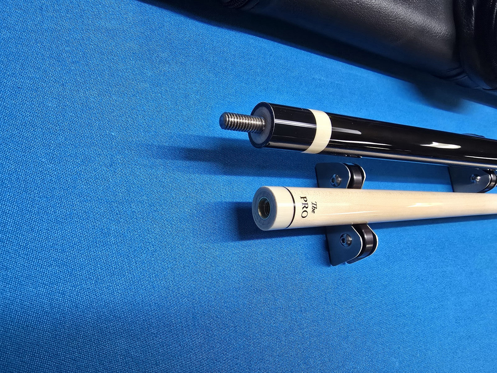 Meucci European Pool Cue - Black - 12.5mm Pro Shaft - Free 1X1 Hard Case!