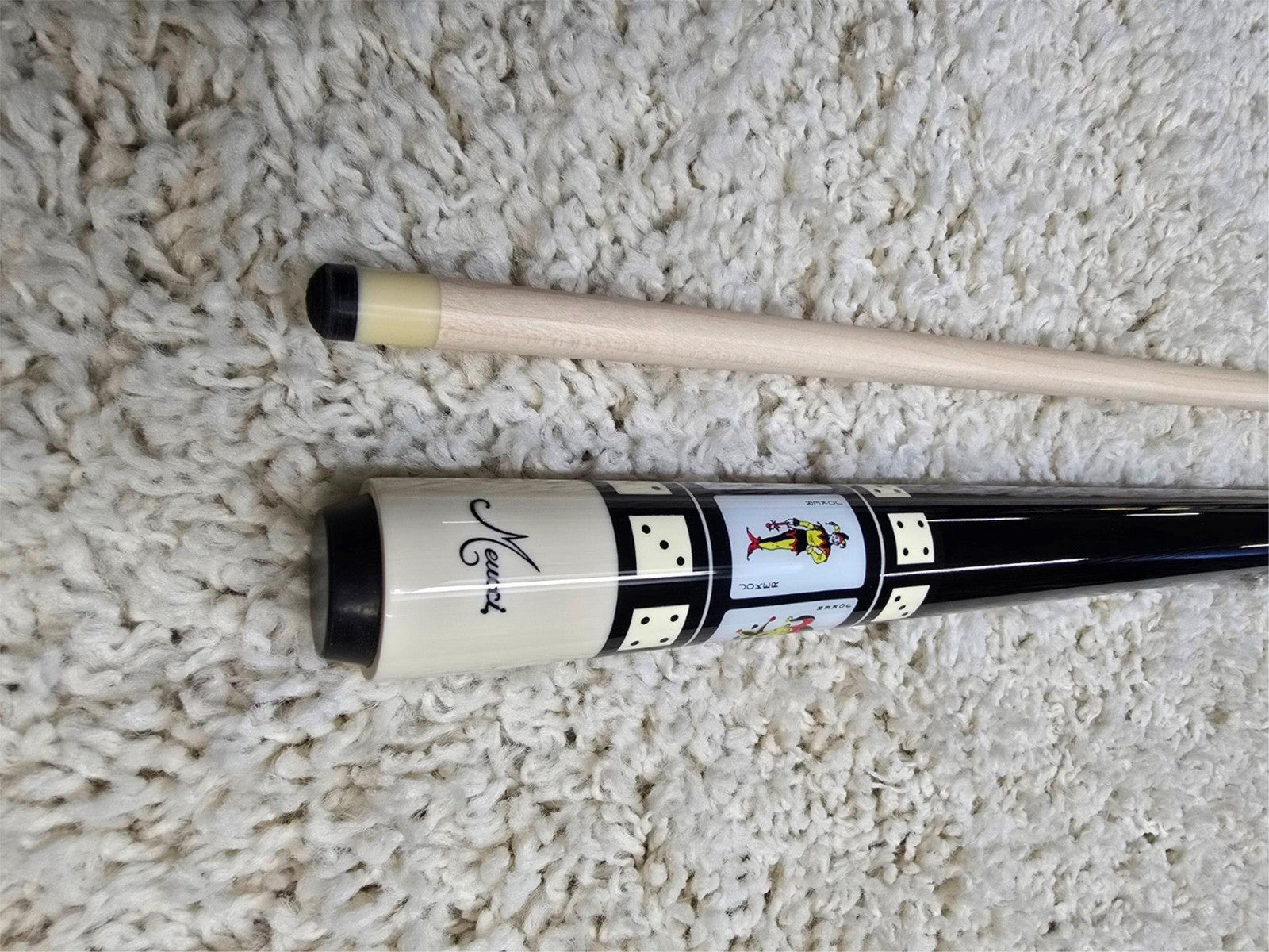 Meucci MEHOF04 Gambler Jokers Pool Cue 19oz Free Hard Case