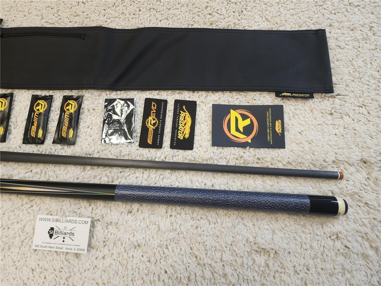 Predator 8 Point Sneaky Pete Black/Blue Points with Wrap Pool Cue w/ Revo 11.8 W