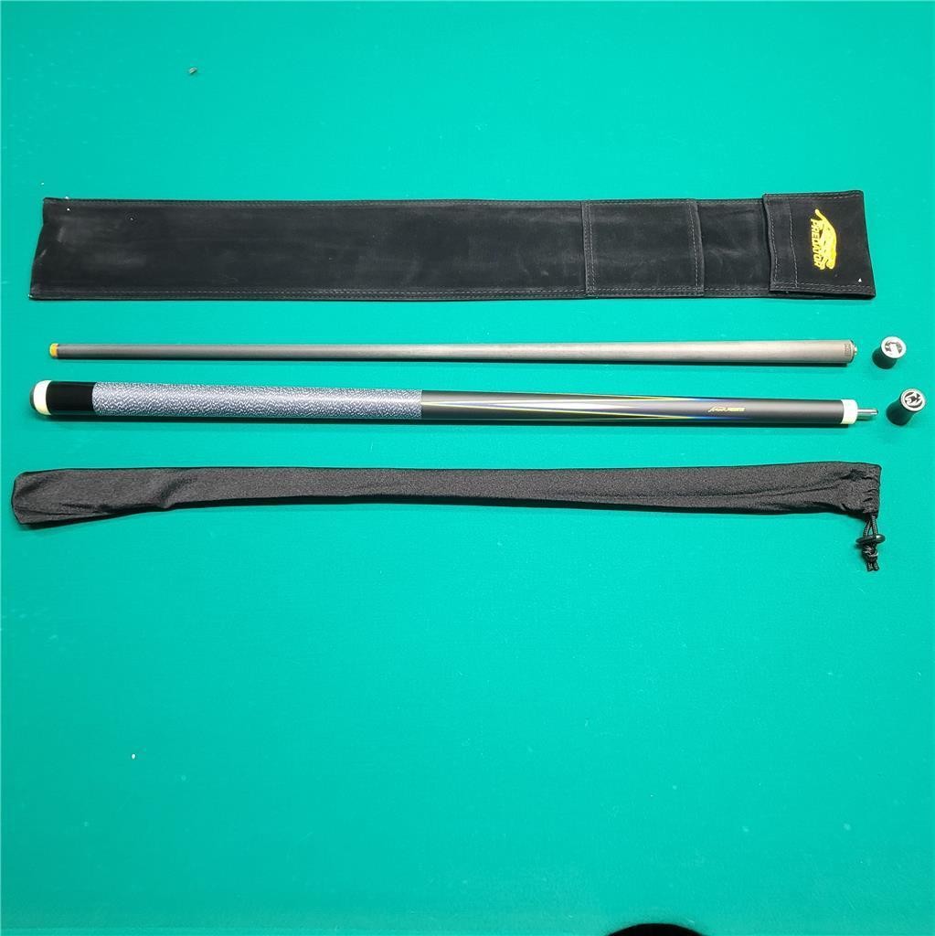 Predator 8 Point Sneaky Pete Black/Blue Points with Wrap Pool Cue w/ Revo 12.4 W