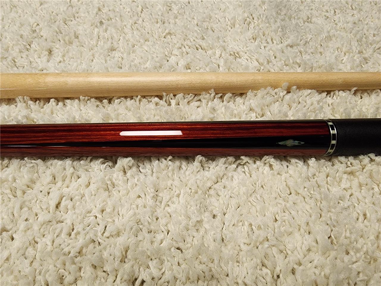 Lucasi LUX 62 Custom Cue Uniloc 11.75MM LTD New, Fast Shipping!